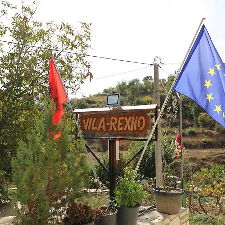 Villa Rexho Berat Buitenkant foto