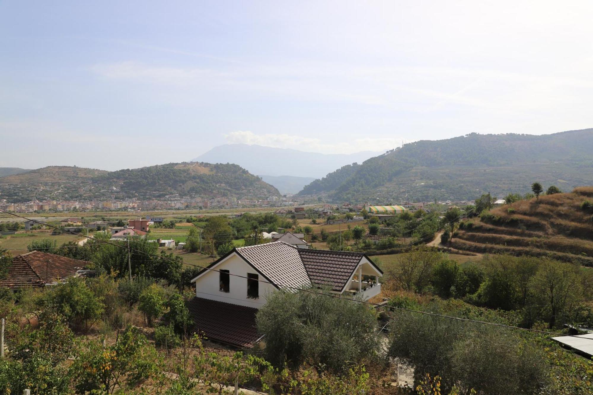 Villa Rexho Berat Buitenkant foto